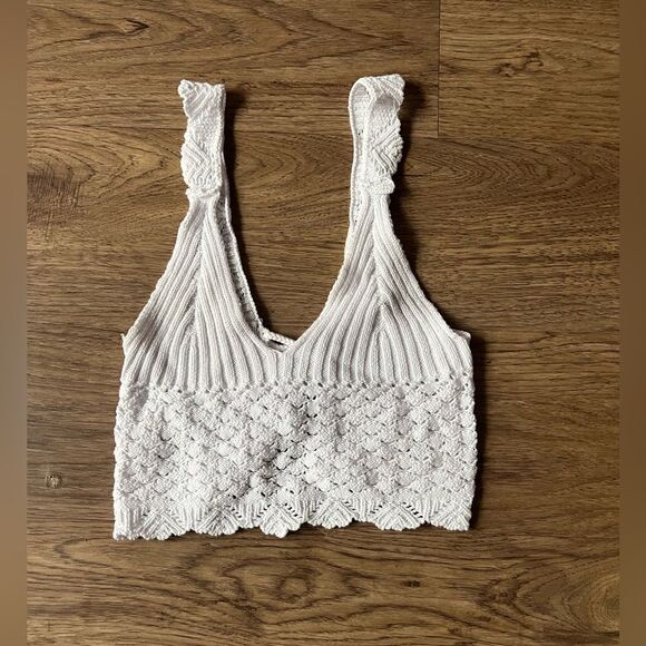 Crochet cropped tank top with tie up back size s - Picture 4 of 5